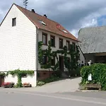 Zucht- Und Ausbildungsstall Rubly Appartement *