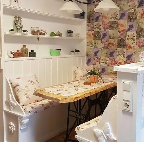 Apartamento Zucht- Und Ausbildungsstall Rubly